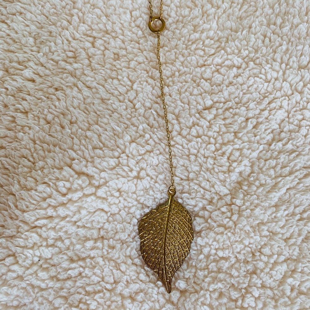 3/$10 Long golden leaf necklace